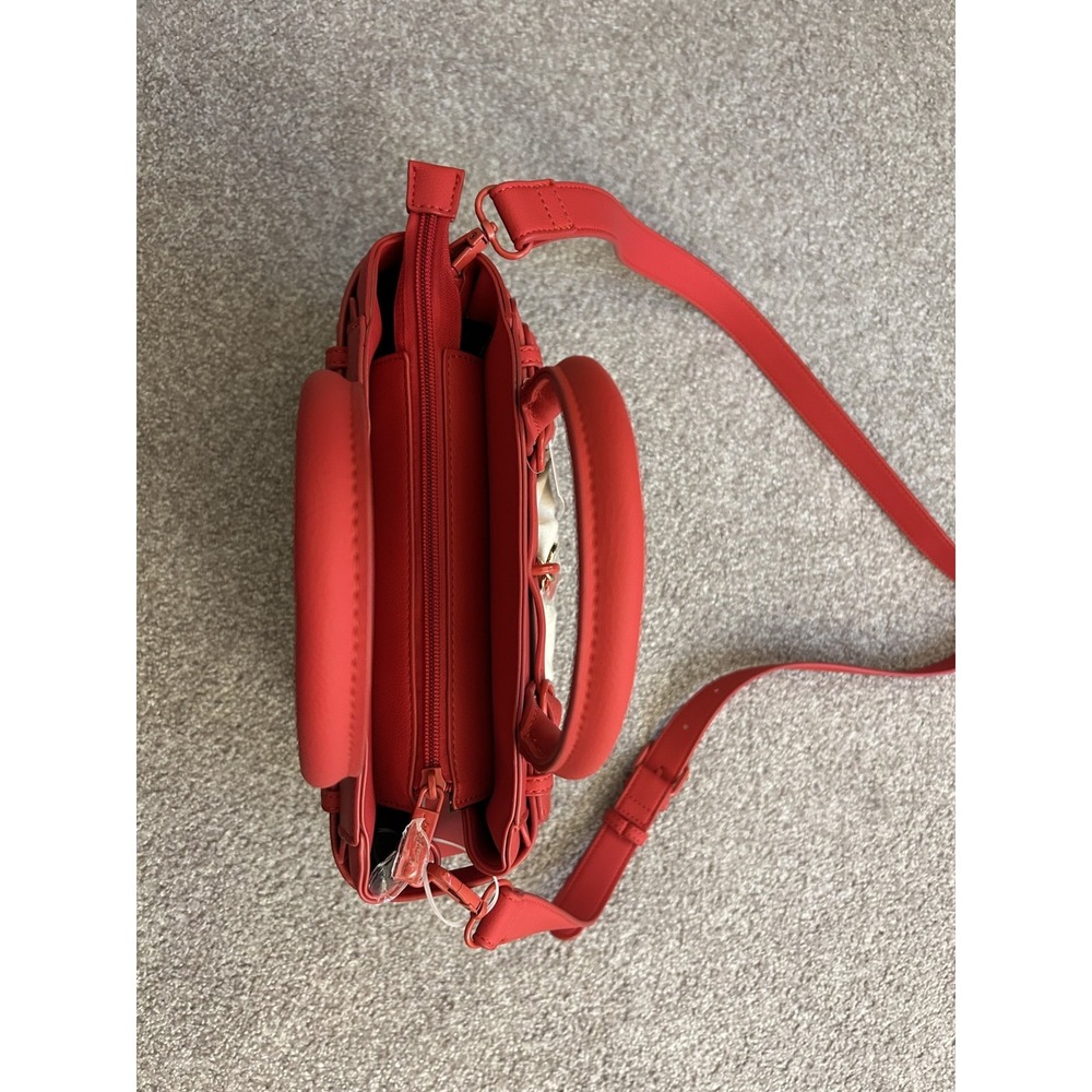 Luv Betsey by Betsey Johnson Satchel Womens Small Red Cream NEW Heart Crossbody - Picture 4 of 15